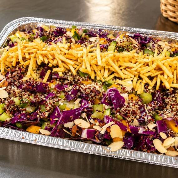 Crunchy quinoa salad